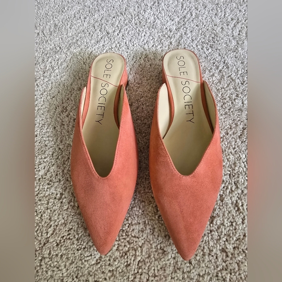 Sole Society Marlessa Slip Ons 7.5M Coral Suede Leather Pointed Toe Shoes - Picture 2 of 9